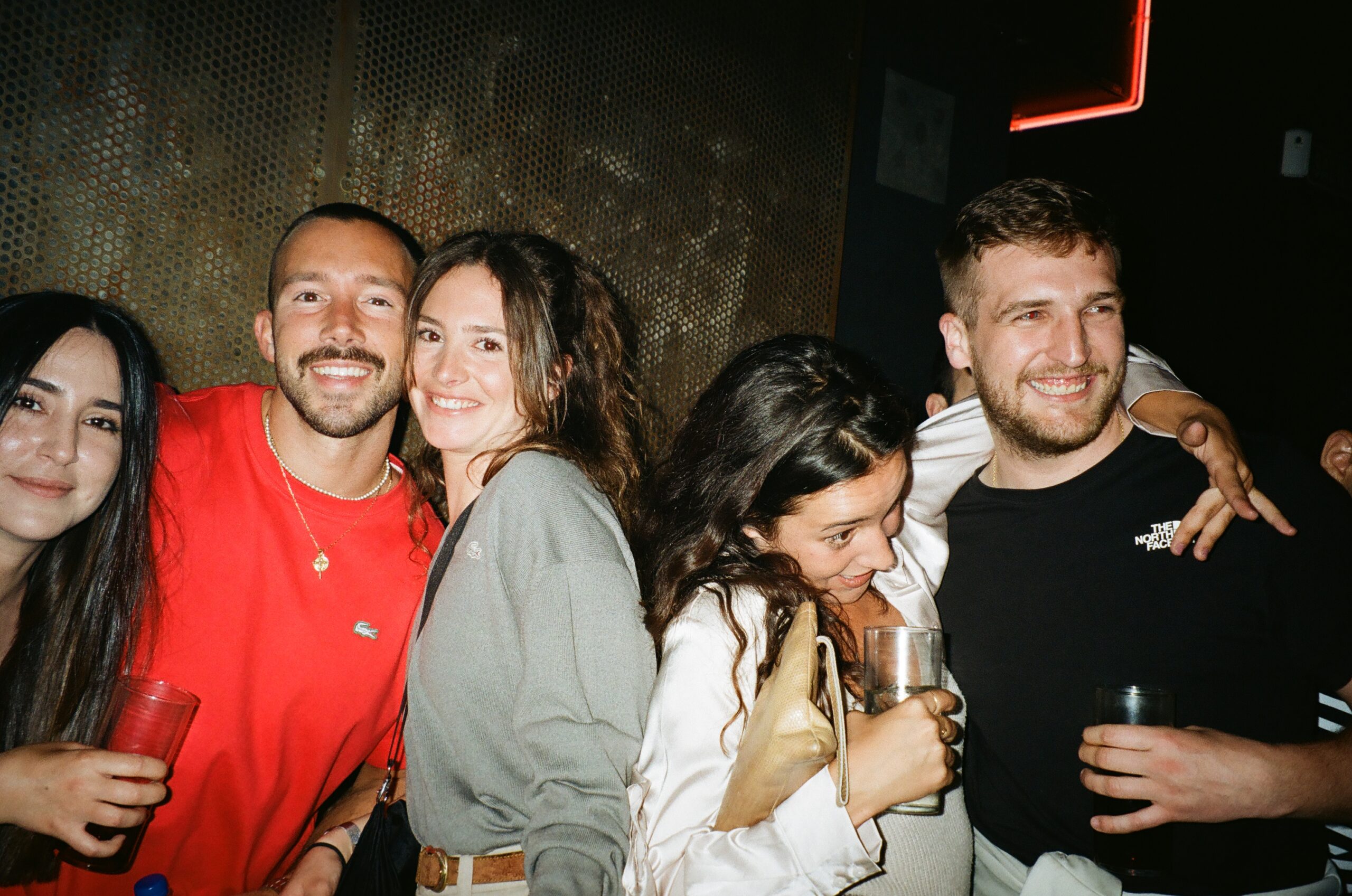 techno tecno djs madrid listas musica electronica club fomo gratis descuentos