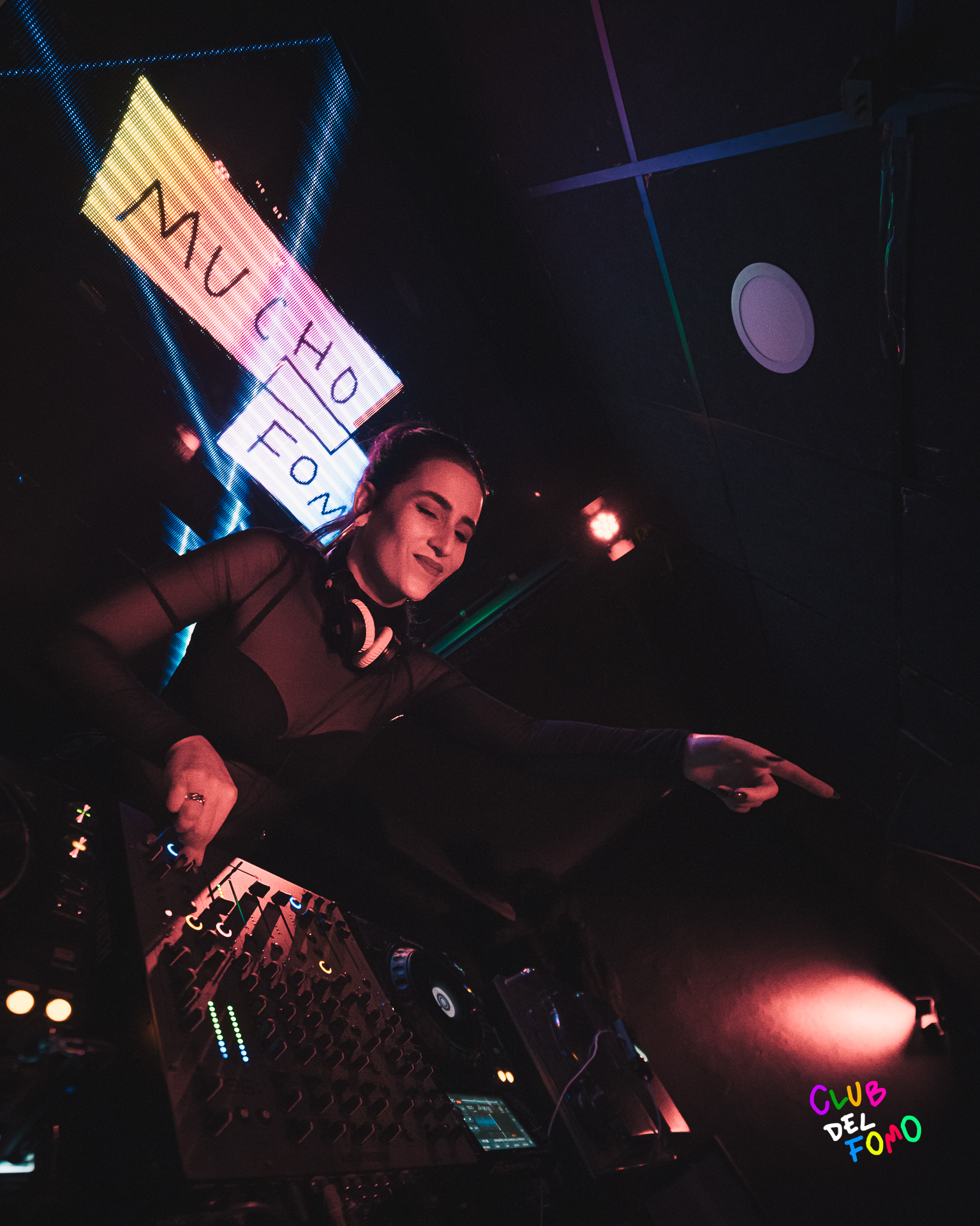 techno tecno djs madrid listas musica electronica club fomo gratis descuentos