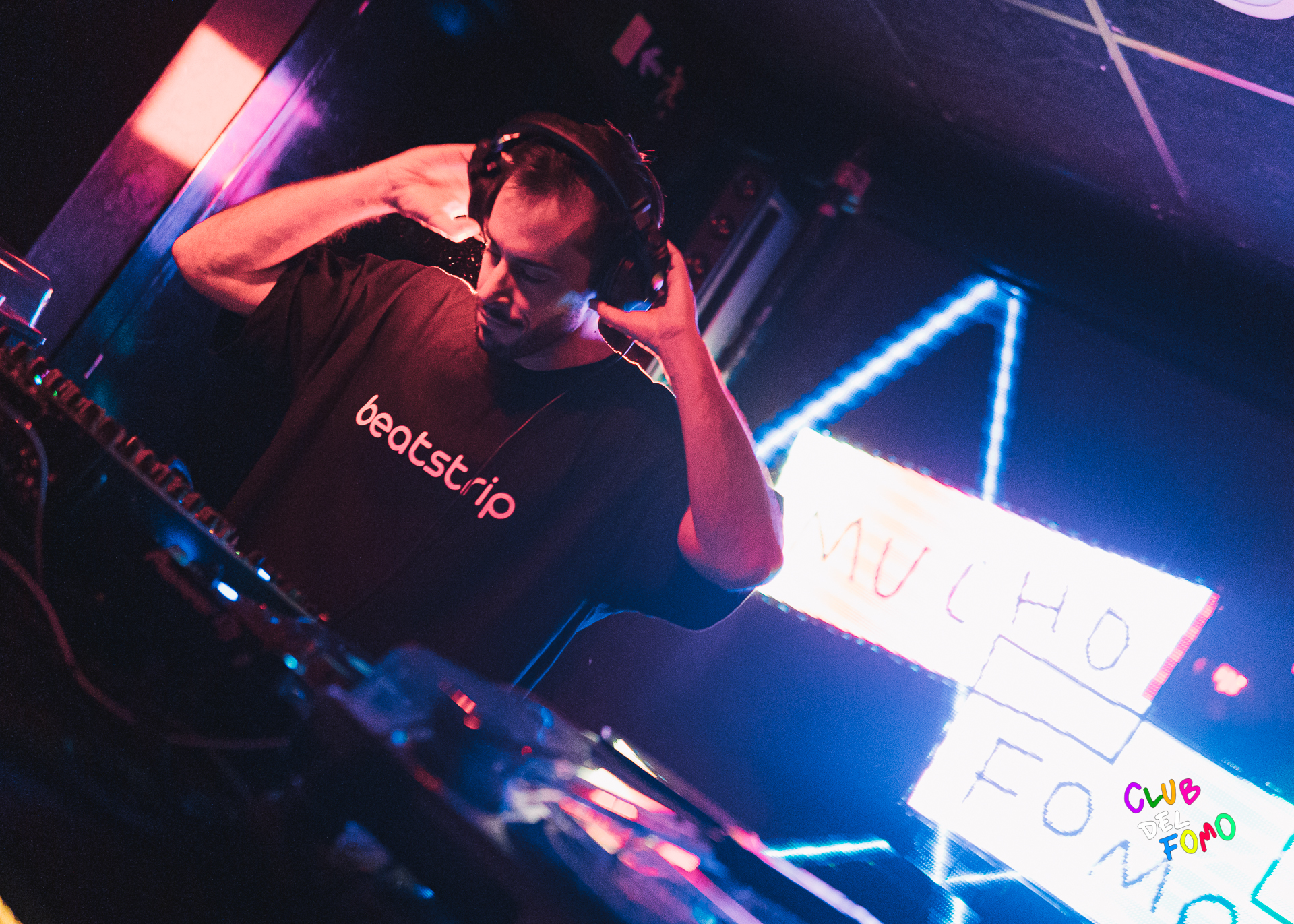 techno tecno djs madrid listas musica electronica club fomo gratis descuentos