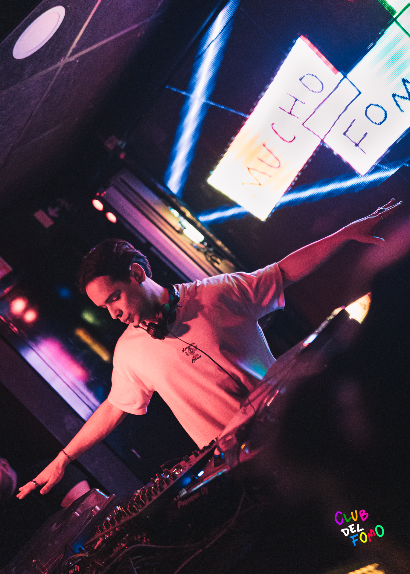 techno tecno djs madrid listas musica electronica club fomo gratis descuentos