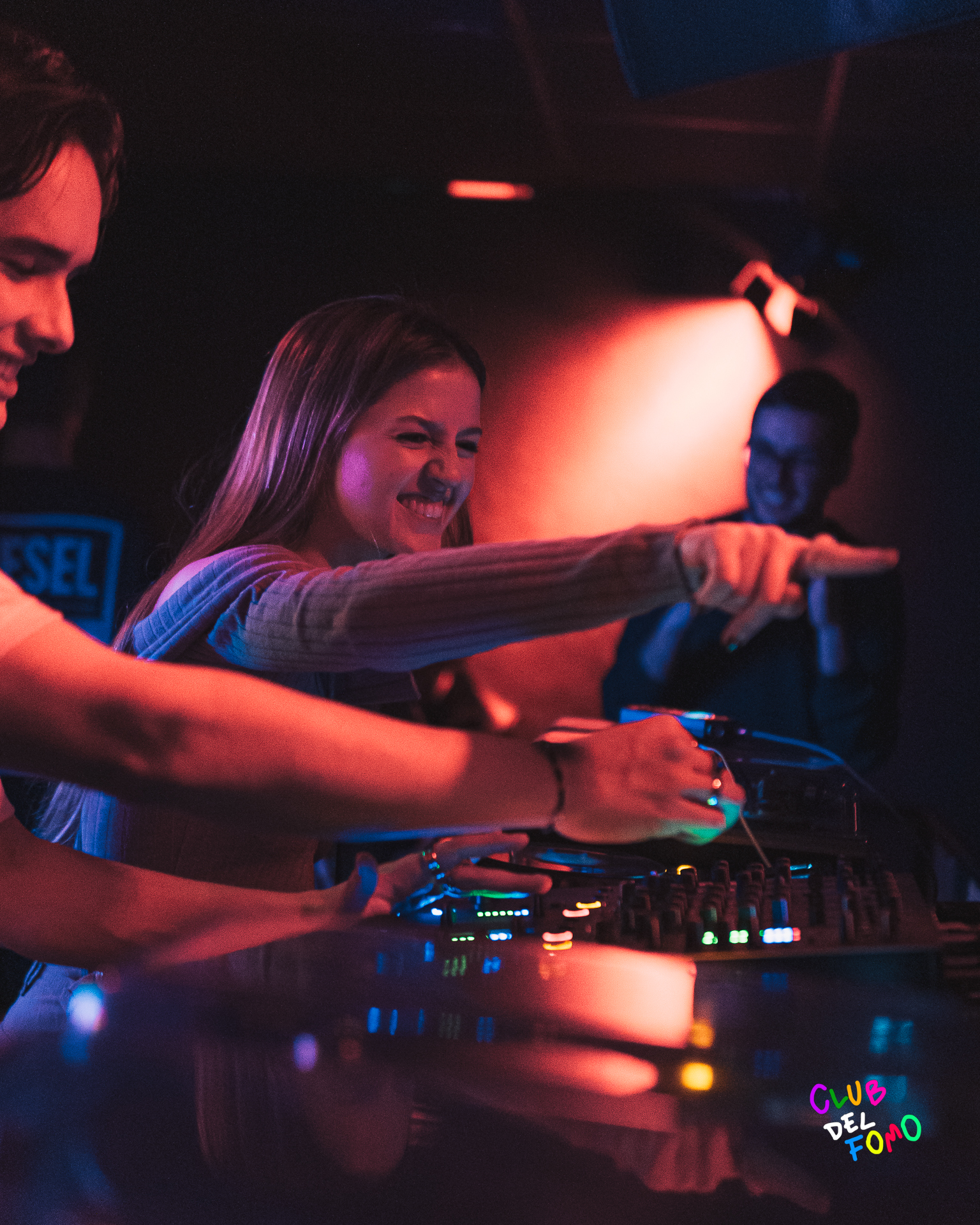 techno tecno djs madrid listas musica electronica club fomo gratis descuentos