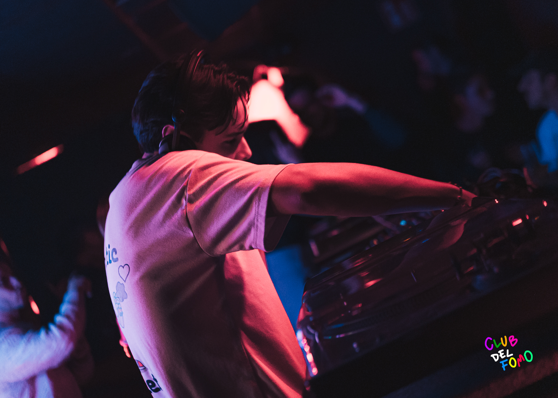techno tecno djs madrid listas musica electronica club fomo gratis descuentos