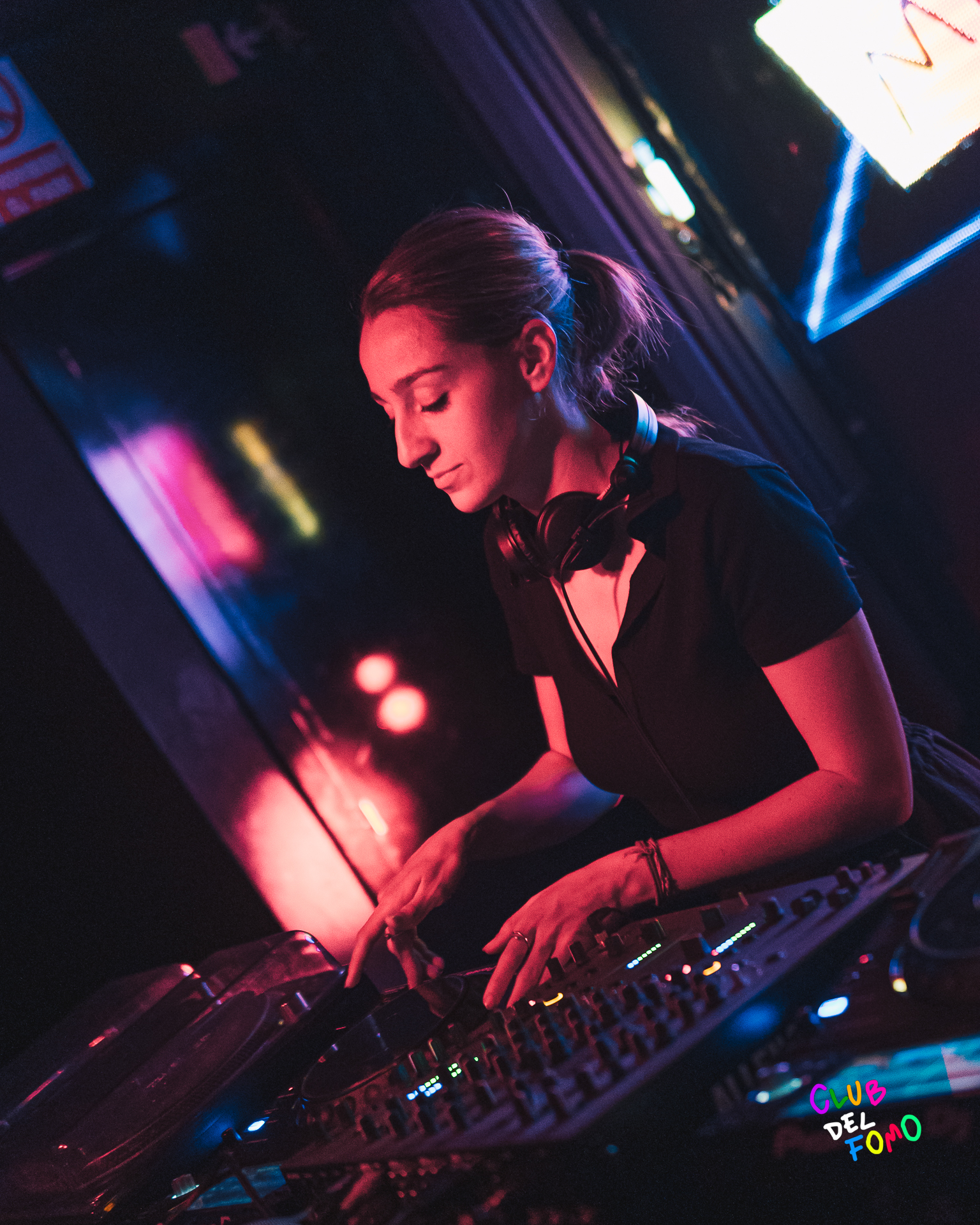 techno tecno djs madrid listas musica electronica club fomo gratis descuentos