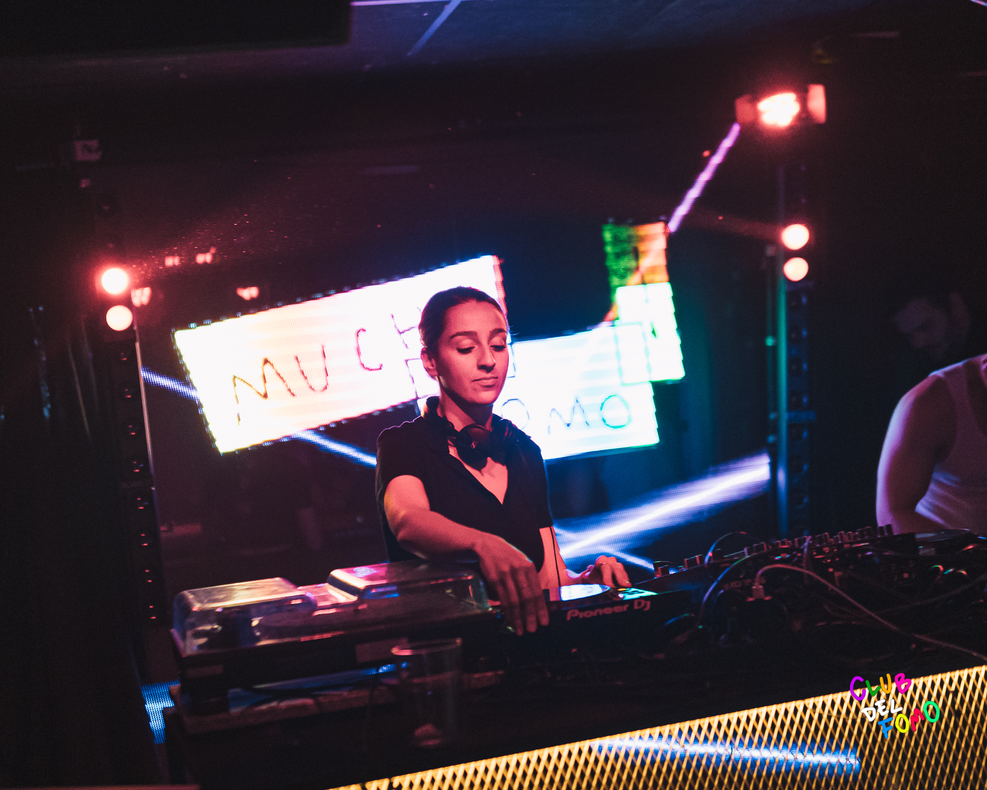 techno tecno djs madrid listas musica electronica club fomo gratis descuentos