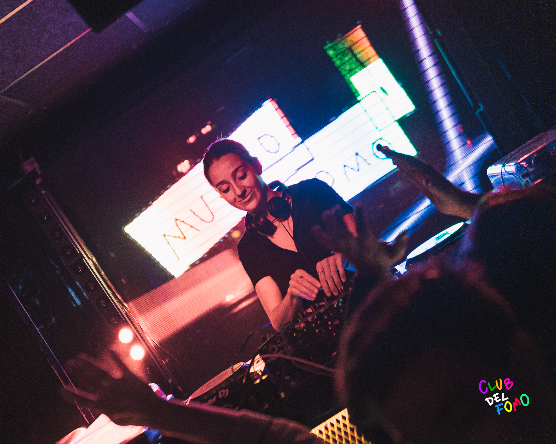 techno tecno djs madrid listas musica electronica club fomo gratis descuentos