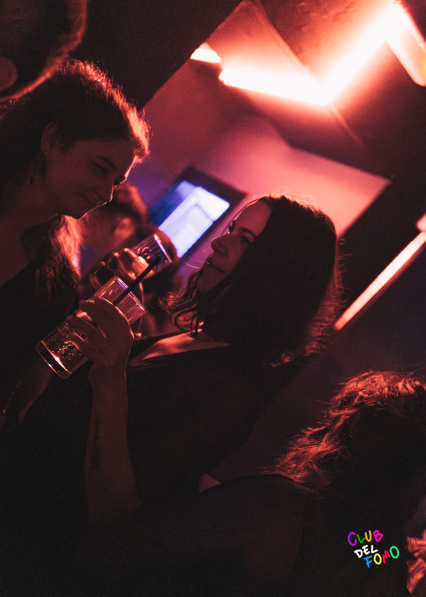 techno tecno djs madrid listas musica electronica club fomo gratis descuentos