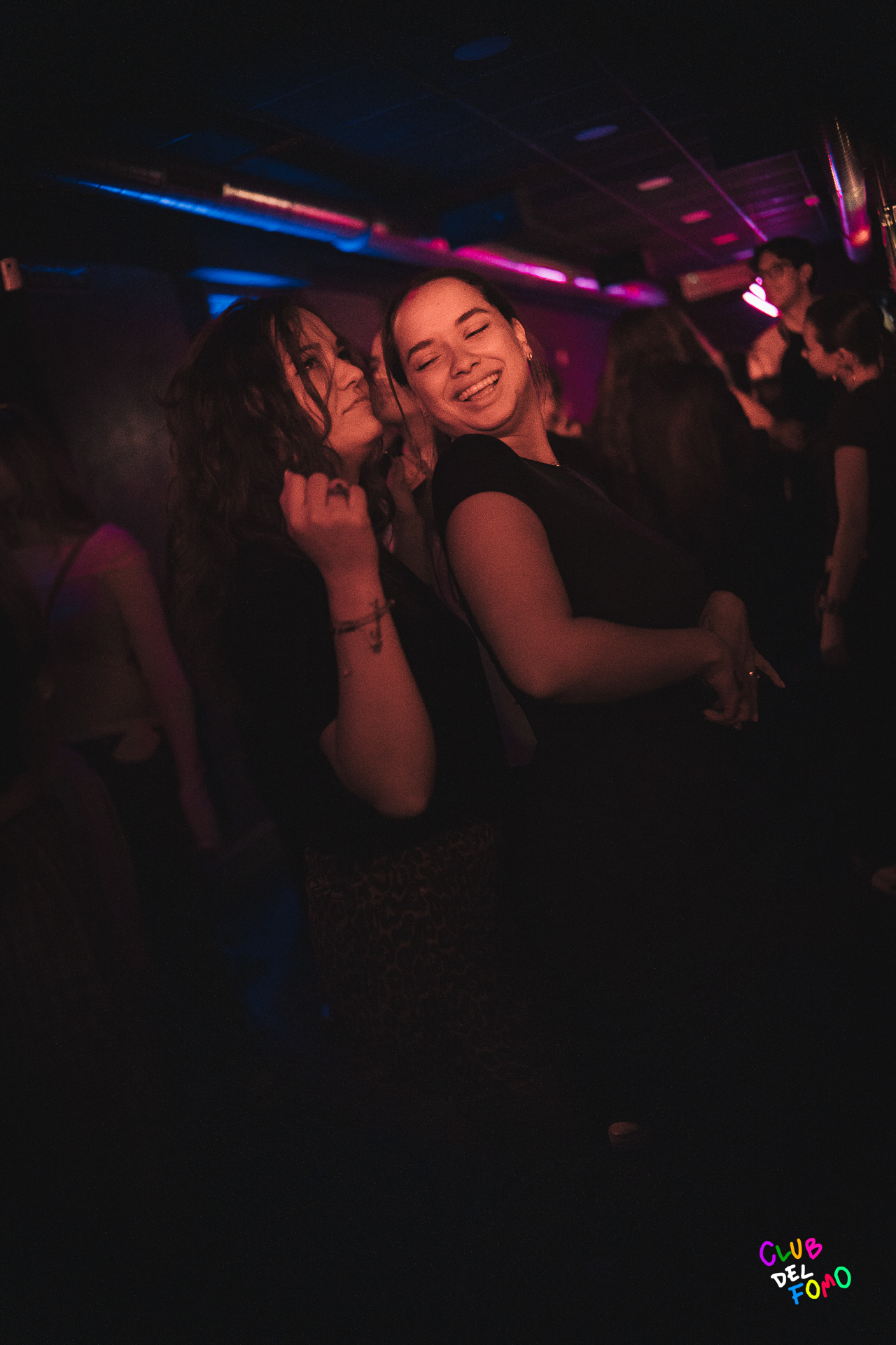 techno tecno djs madrid listas musica electronica club fomo gratis descuentos