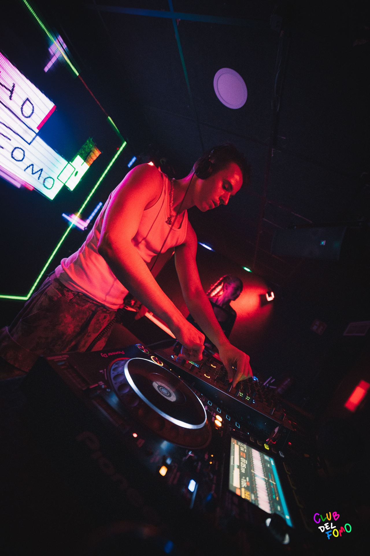 techno tecno djs madrid listas musica electronica club fomo gratis descuentos