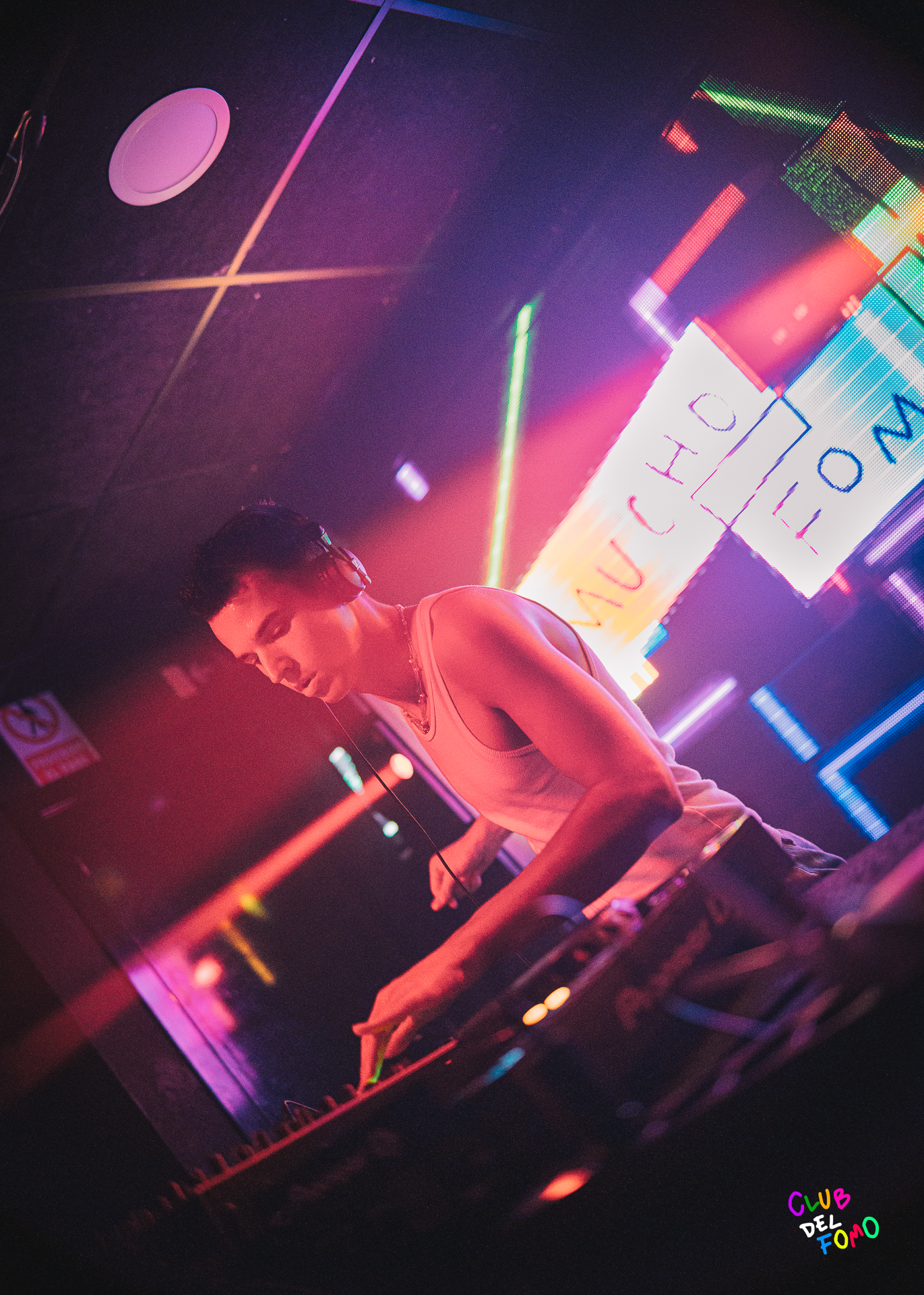 techno tecno djs madrid listas musica electronica club fomo gratis descuentos