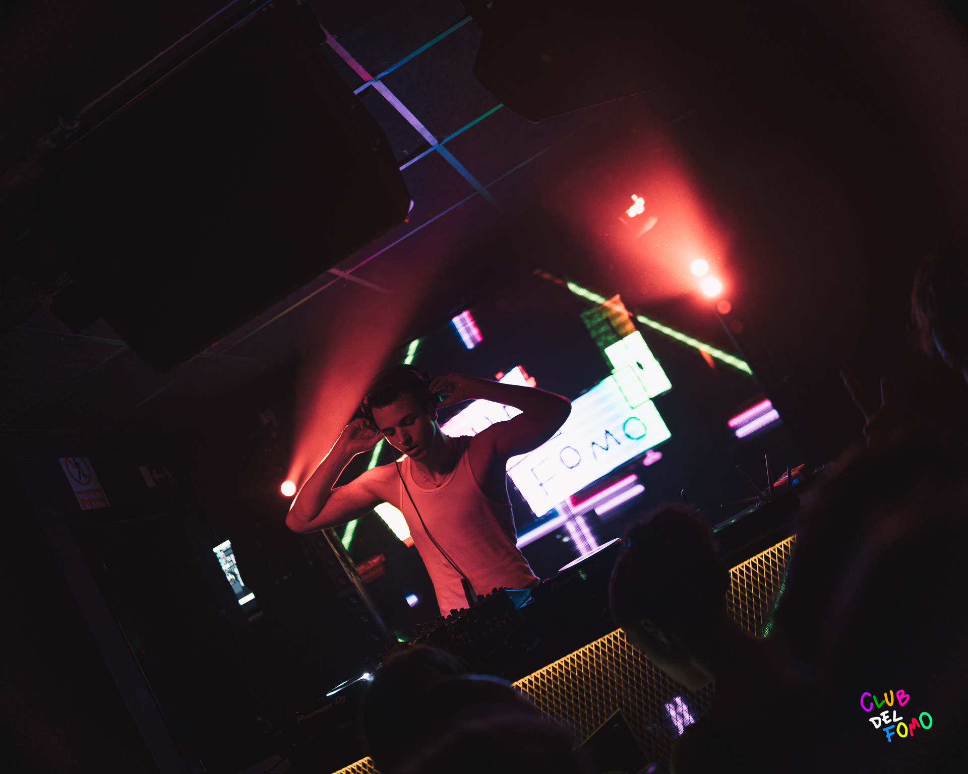 techno tecno djs madrid listas musica electronica club fomo gratis descuentos