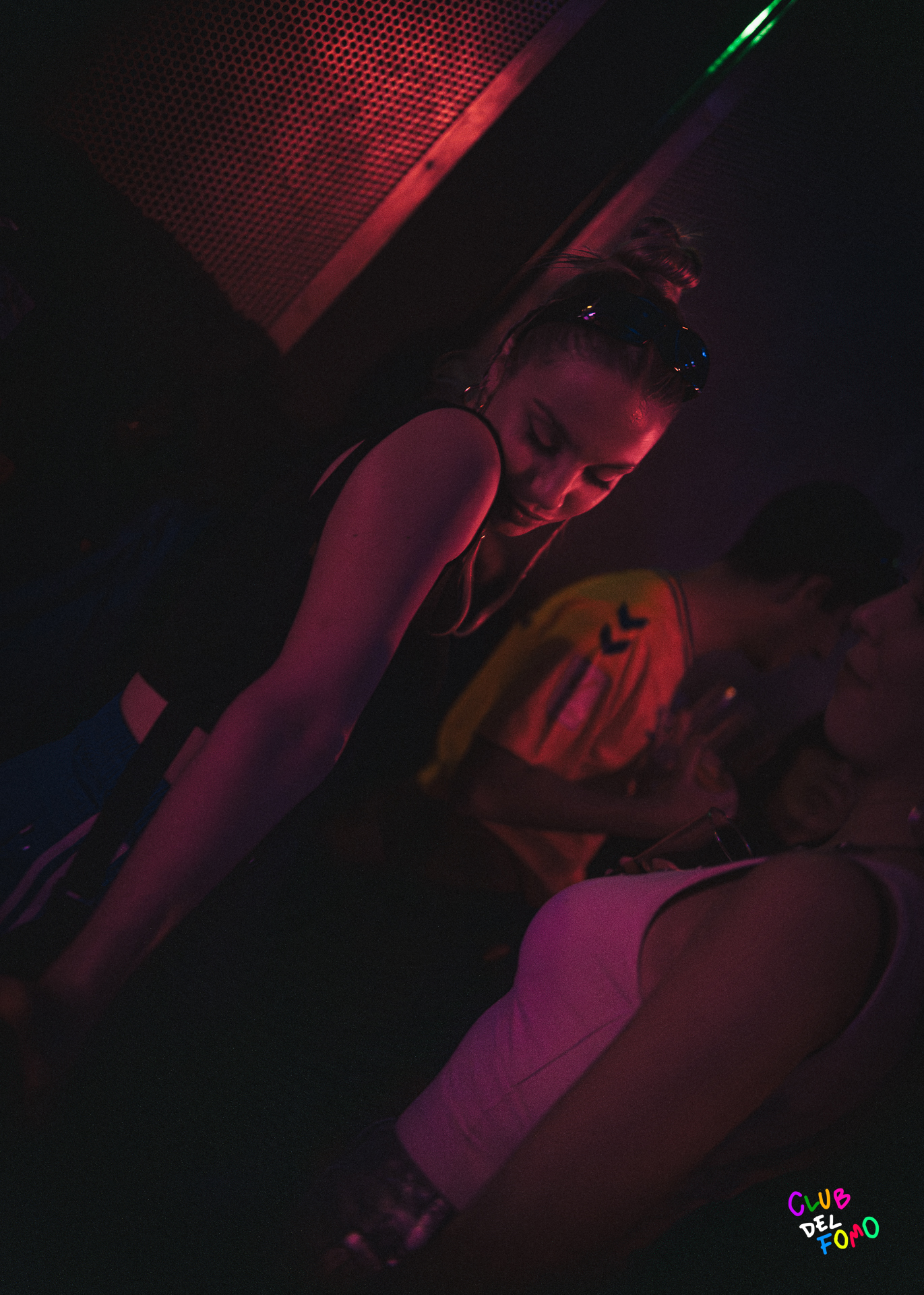 techno tecno djs madrid listas musica electronica club fomo gratis descuentos